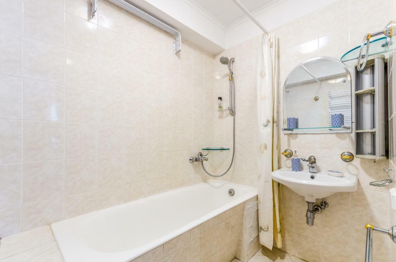 Sun City Hostel 3 基輔 外观 照片